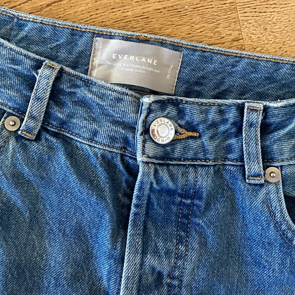 Everlane The Curvy 90s Cheeky Straight